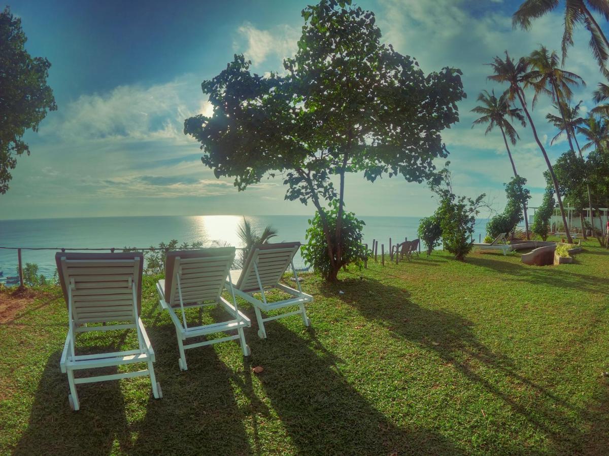 Elixir Cliff Beach Resort And Spa Varkala Exteriör bild