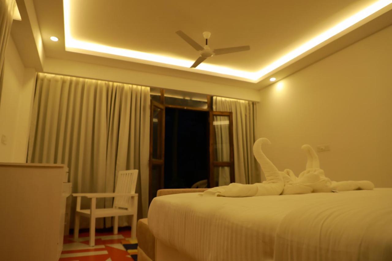 Elixir Cliff Beach Resort And Spa Varkala Exteriör bild