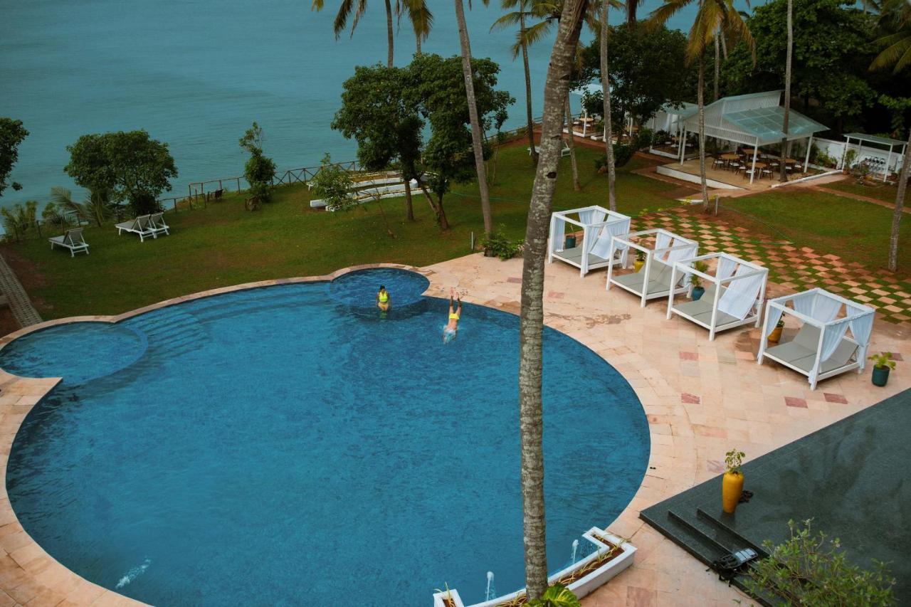 Elixir Cliff Beach Resort And Spa Varkala Exteriör bild